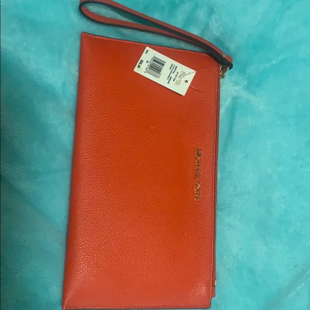 Michael Kors Wallet/Wristlet (brand new)